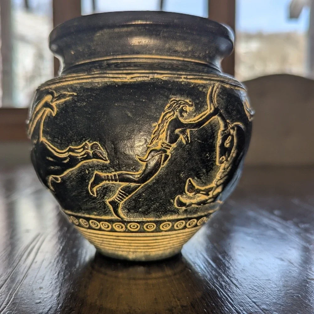 Bull Leaping Knossos Palace Greek Pottery Vase Black Tan Carved Ceramic 5 Inch